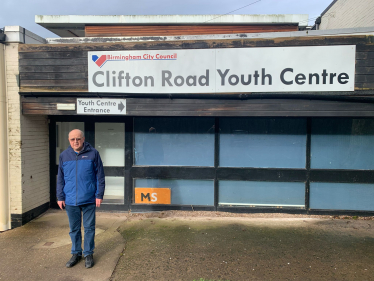 Cllr David Pears outside Cliffton Road Youth Centre